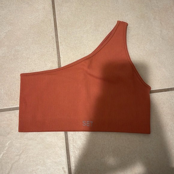 matching set active set - Picture 2 of 7